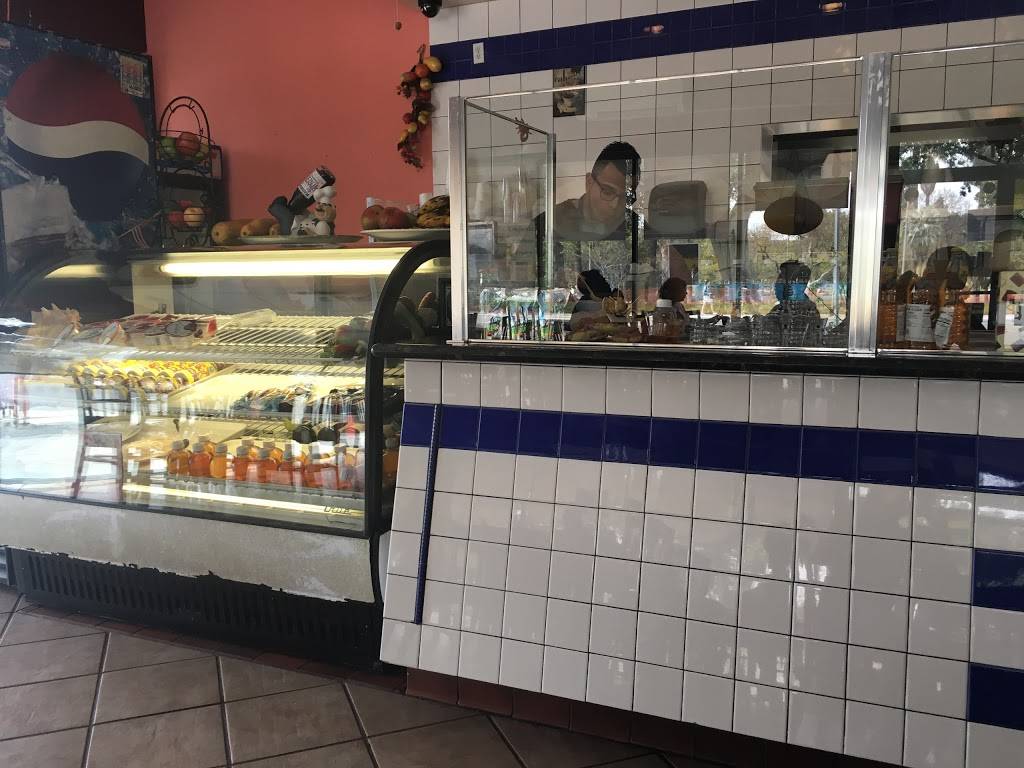 Doña Bibis Restaurant | restaurant | 2400 W 7th St #101, Los Angeles, CA 90057, USA | 2133838595 OR +1 213-383-8595