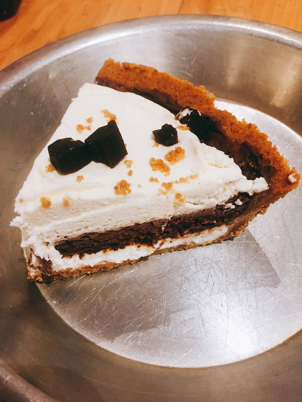 The Pie Hole | cafe | 59 E Colorado Blvd, Pasadena, CA 91105, USA | 6267656315 OR +1 626-765-6315