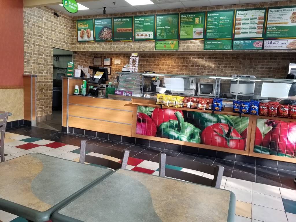 Subway | restaurant | 76 Gas Station/C-Store, 705 Harbor Pointe Pl Suite B, West Sacramento, CA 95605, USA | 9163740673 OR +1 916-374-0673