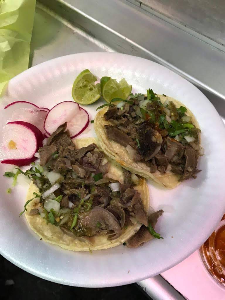 El Matador Taco Truck | restaurant | 1174 N Western Ave, Los Angeles, CA 90028, USA | 3235721891 OR +1 323-572-1891