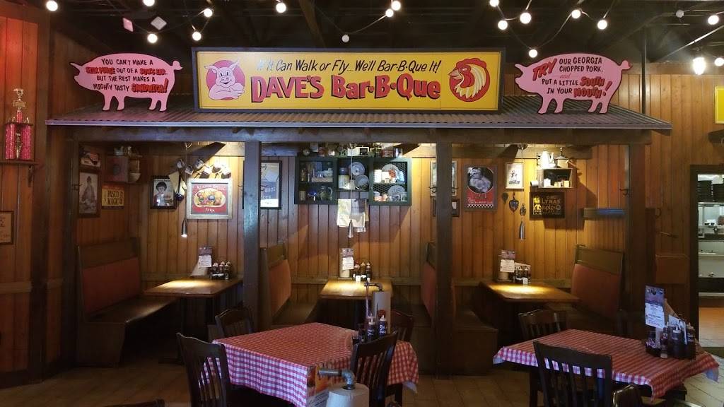 Famous Daves Bar-B-Que | restaurant | 1206 SE Everett Mall Way, Everett, WA 98208, USA | 4253531600 OR +1 425-353-1600
