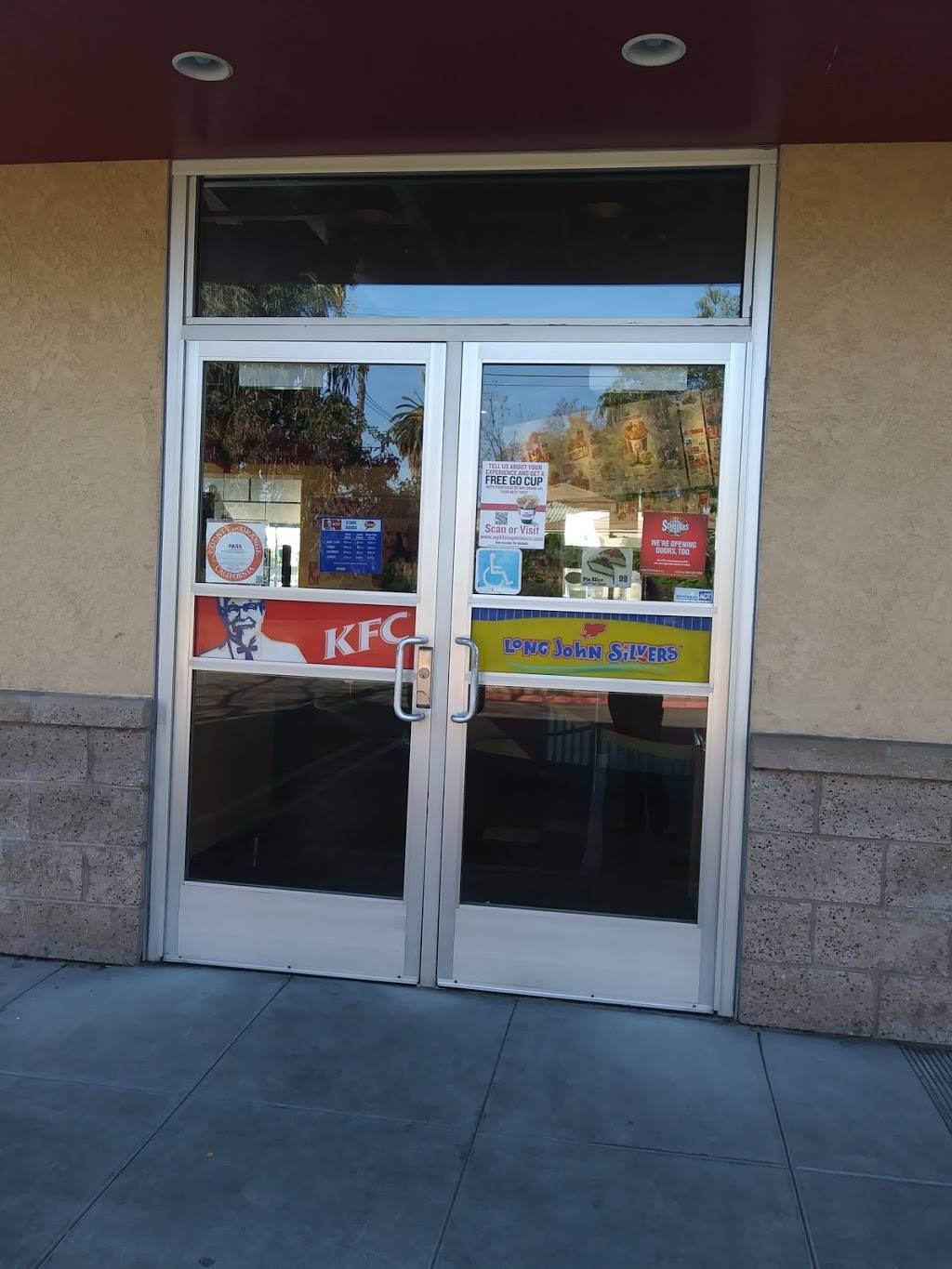 Long John Silvers | restaurant | 1325 17th St, Santa Ana, CA 92705, USA | 7145410310 OR +1 714-541-0310