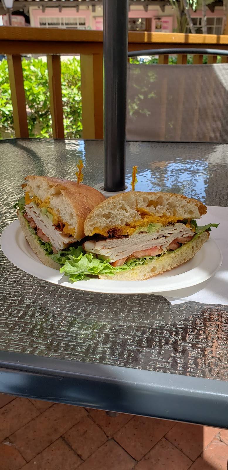 Seaport Village Deli | restaurant | 881 W Harbor Dr, San Diego, CA 92101, USA | 6192327616 OR +1 619-232-7616