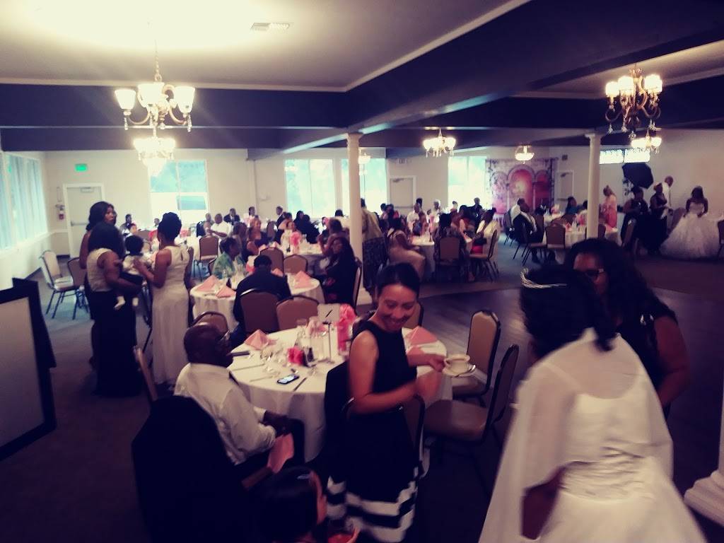 The Meadows | restaurant | 17007 Redwood Rd, Castro Valley, CA 94546, USA | 5105378012 OR +1 510-537-8012