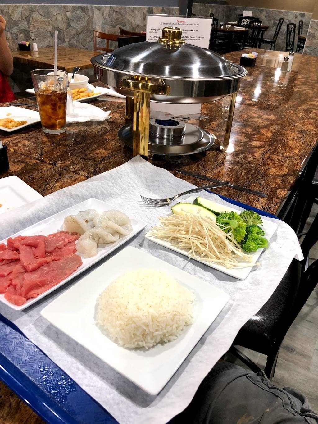 The Barn | restaurant | 93 Hall St, LaBelle, FL 33935, USA | 8633025167 OR +1 863-302-5167