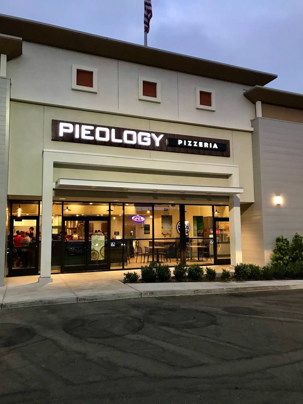 Pieology Pizzeria | restaurant | 6920 Amador Plaza Rd B, Dublin, CA 94568, USA | 9258759139 OR +1 925-875-9139