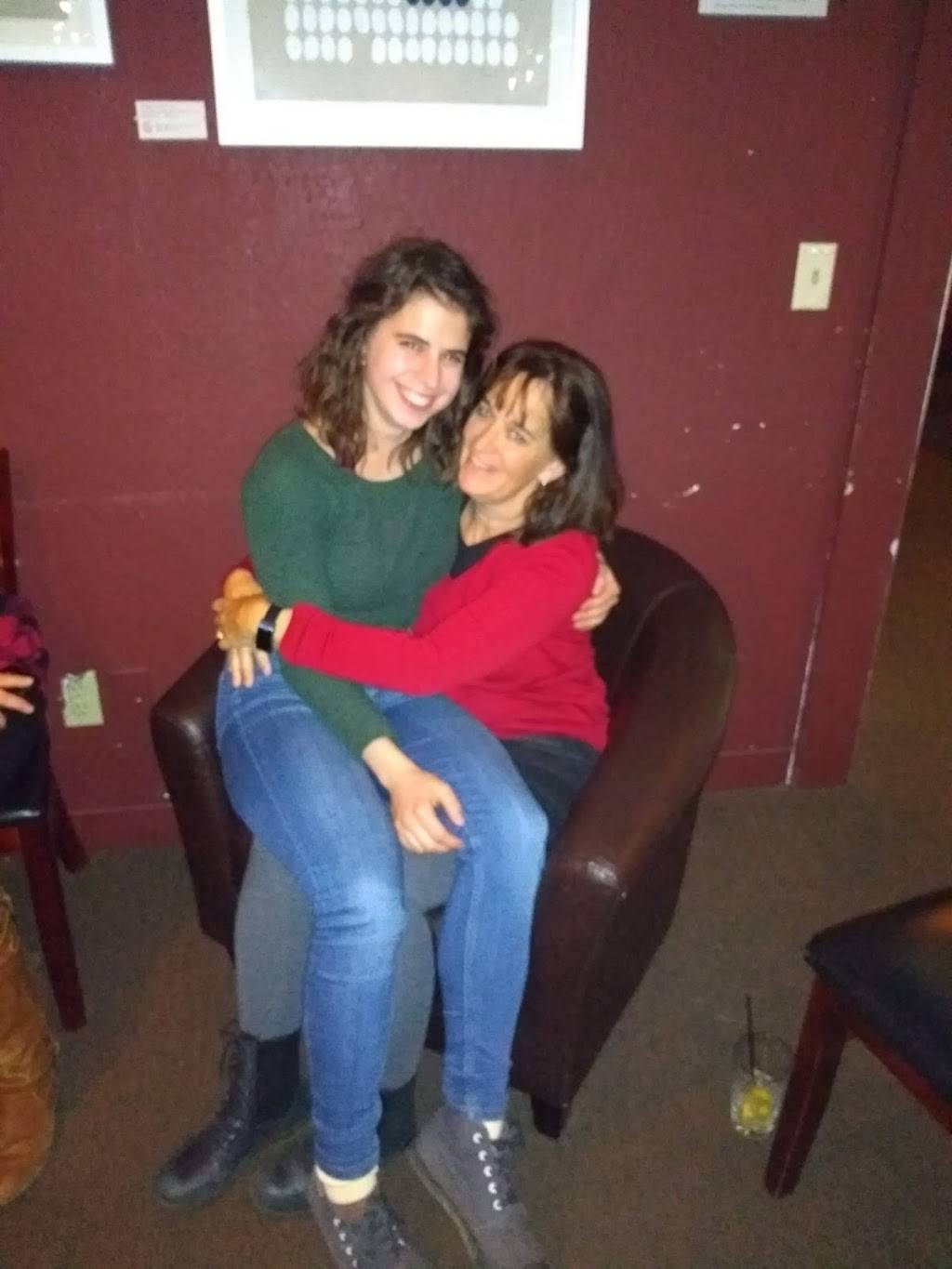 Village Martini & Wine Bar | restaurant | 516 E Washington St, Chagrin Falls, OH 44022, USA | 4408939463 OR +1 440-893-9463