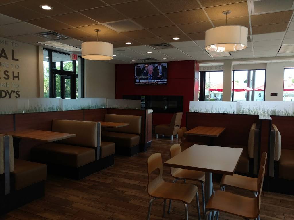 Wendys | restaurant | 2131 N Verity Pkwy, Middletown, OH 45042, USA | 5134235231 OR +1 513-423-5231