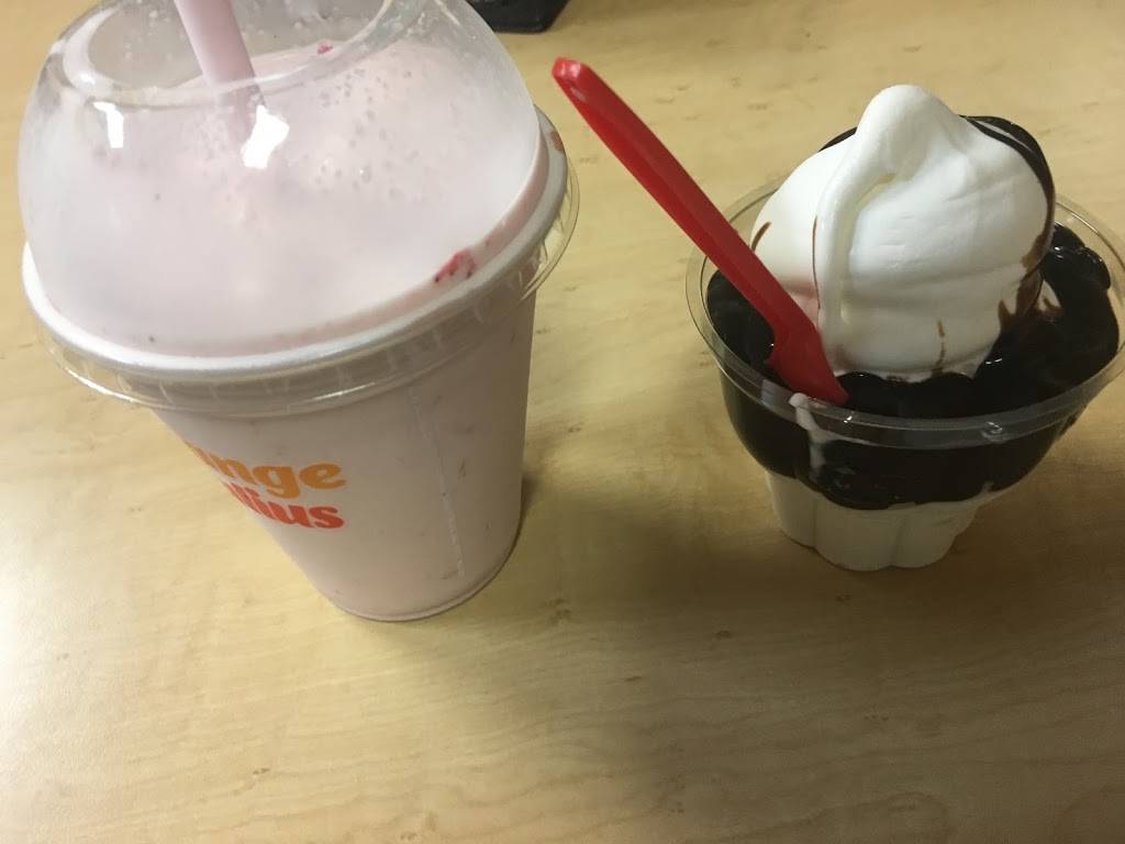 Dairy Queen Grill & Chill | restaurant | 21335 TN-22, Wildersville, TN 38388, USA | 7319671006 OR +1 731-967-1006