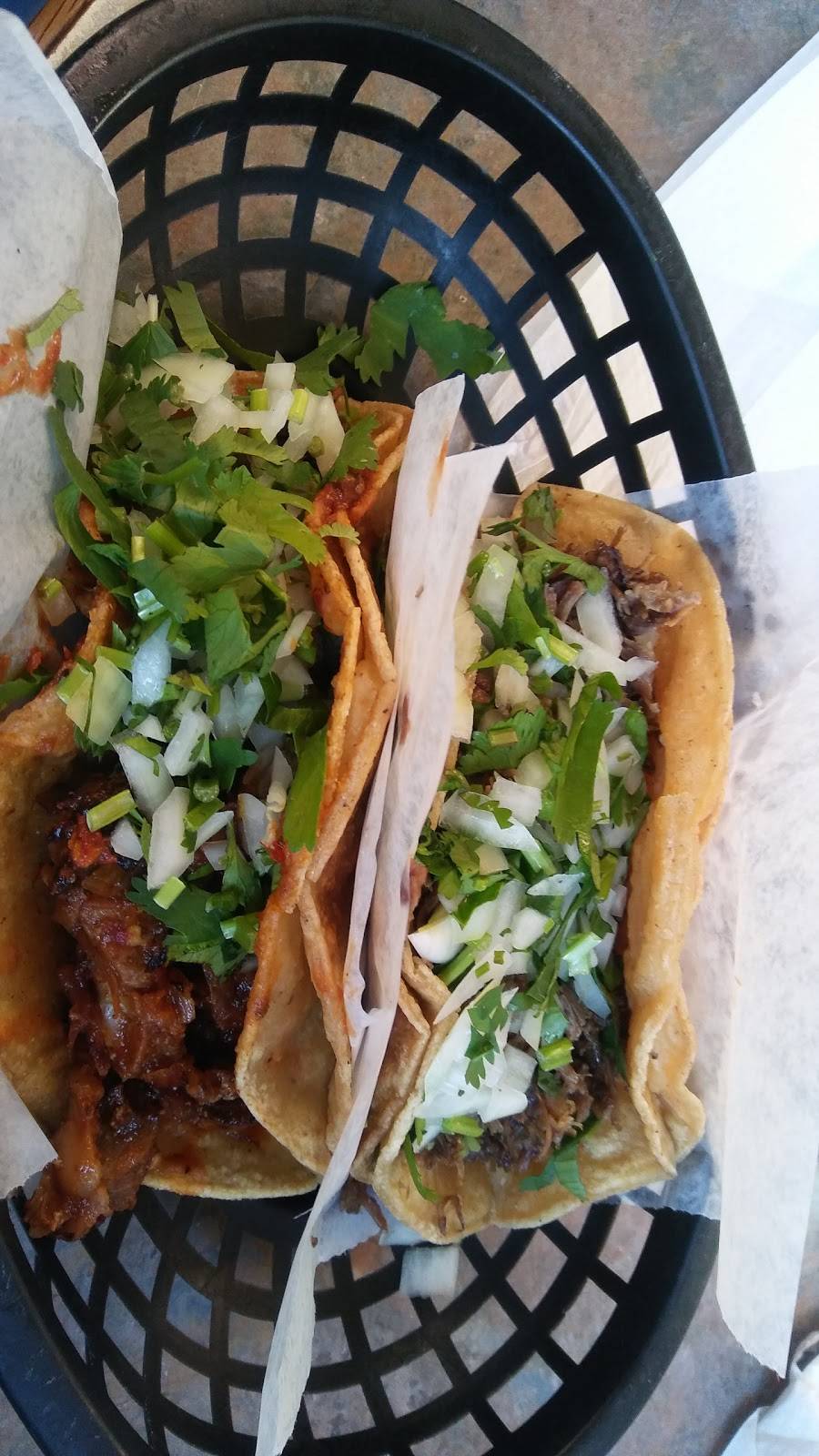 Taquerías y Tortillerías Atotonilco | restaurant | 5656 S Kedzie Ave, Chicago, IL 60629, USA | 7734364890 OR +1 773-436-4890