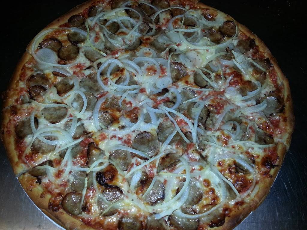 Kimberly Pizza | restaurant | 34 Kimberly Ave, New Haven, CT 06519, USA | 2034982581 OR +1 203-498-2581