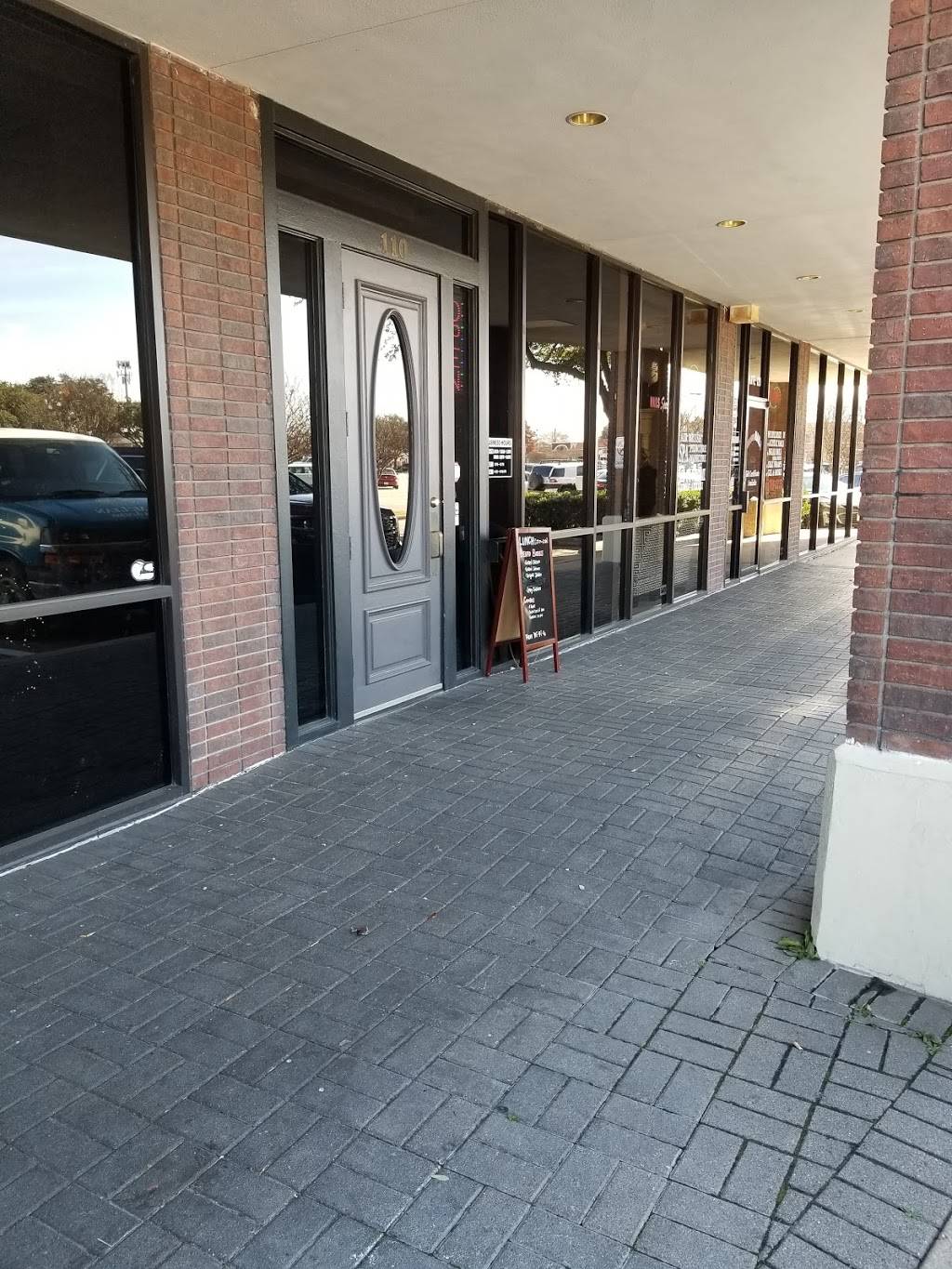 Sushi Sakana | restaurant | 4435, 3000 Custer Rd # 110, Plano, TX 75075, USA | 9723981790 OR +1 972-398-1790