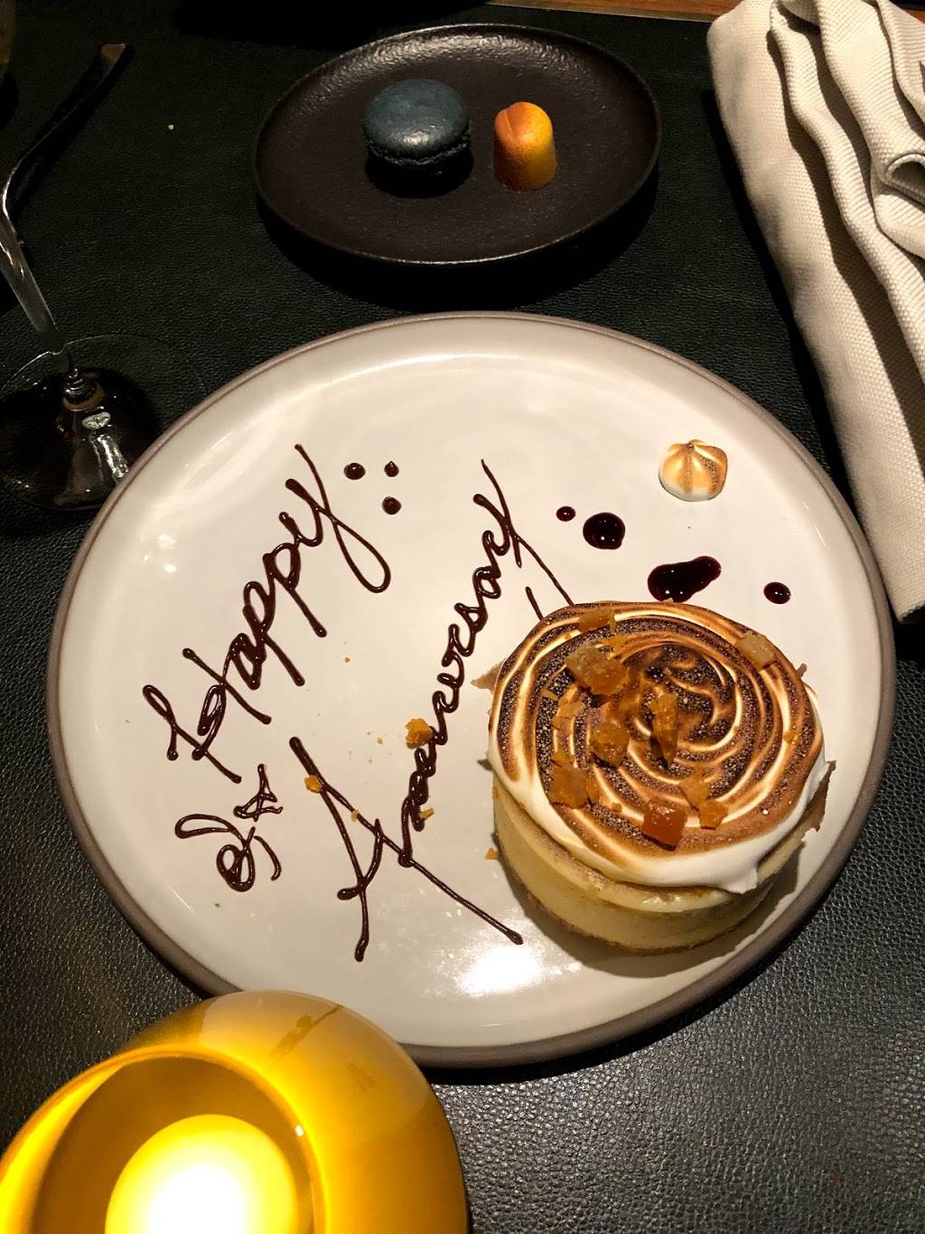 Highlands | restaurant | 400 Renaissance Center floor 71, Detroit, MI 48243, USA | 3138779090 OR +1 313-877-9090