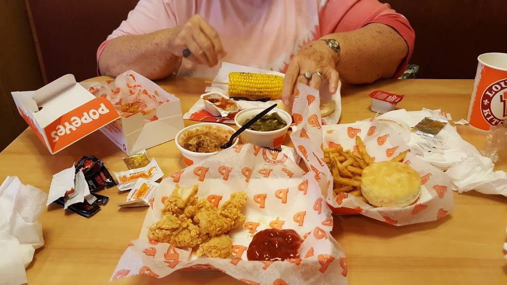 Popeyes Louisiana Kitchen | restaurant | 1001 W Central Texas Expy, Killeen, TX 76541, USA | 2545260329 OR +1 254-526-0329
