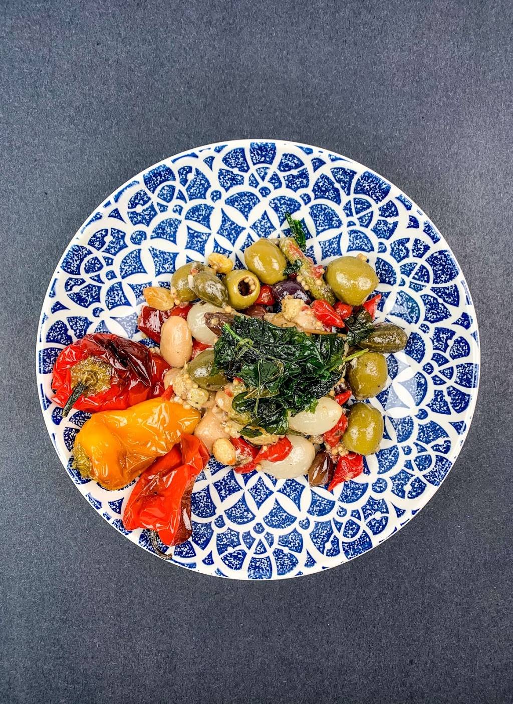 Mazza Modern Kitchen | restaurant | 12050 Ventura Blvd, Los Angeles, CA 91604, USA | 8183086670 OR +1 818-308-6670