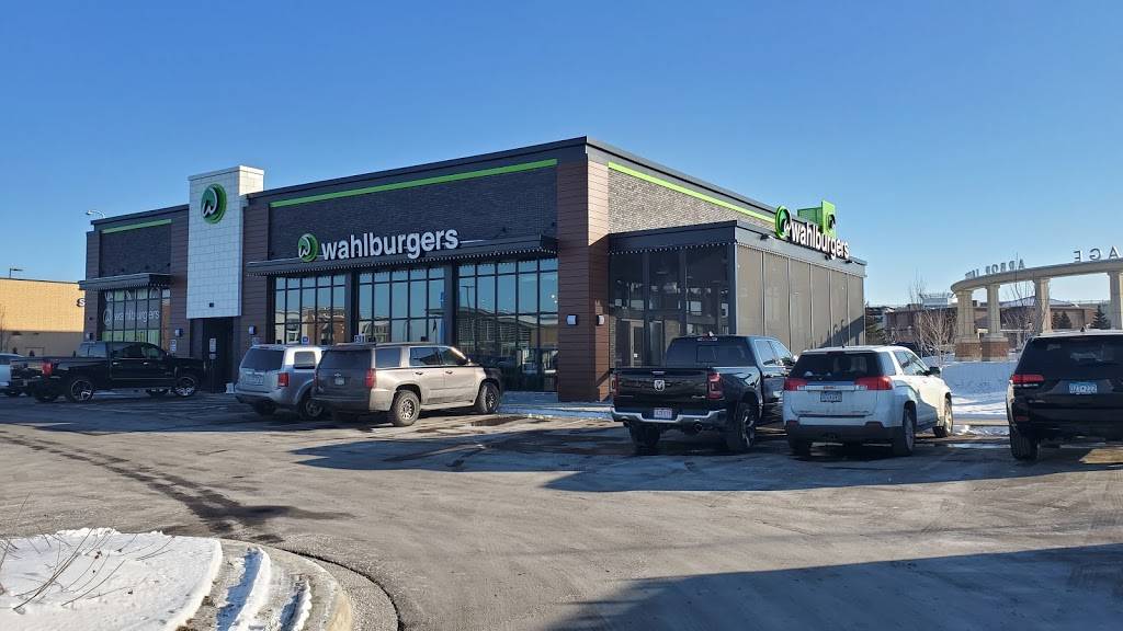 Wahlburgers | restaurant | 11852 Elm Creek Blvd N, Maple Grove, MN 55369, USA | 7634945339 OR +1 763-494-5339