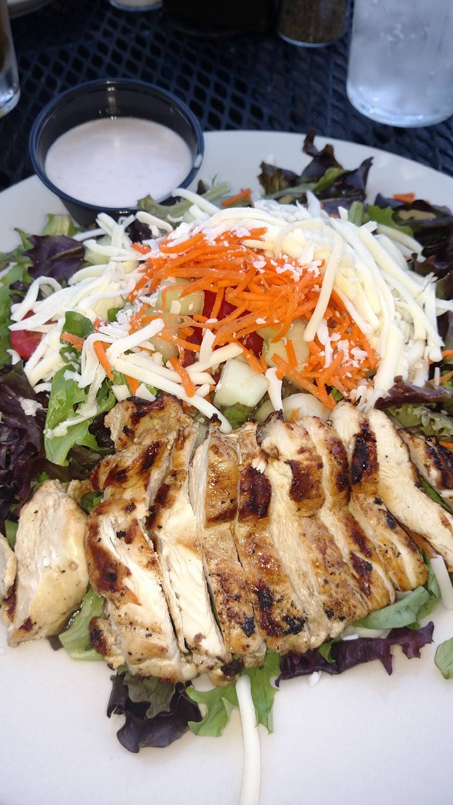 John D. McGurks Irish Pub and Garden | restaurant | 1200 Russell Blvd, St. Louis, MO 63104, USA | 3147768309 OR +1 314-776-8309