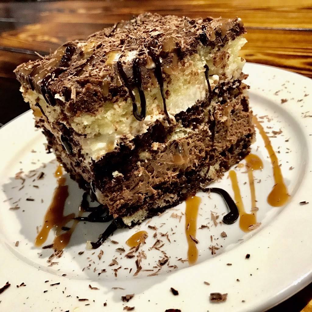 Benjamins Pizza Kitchen & Bar | restaurant | 295 West Byron Nelson Boulevard #200, Roanoke, TX 76262, USA | 6822377707 OR +1 682-237-7707