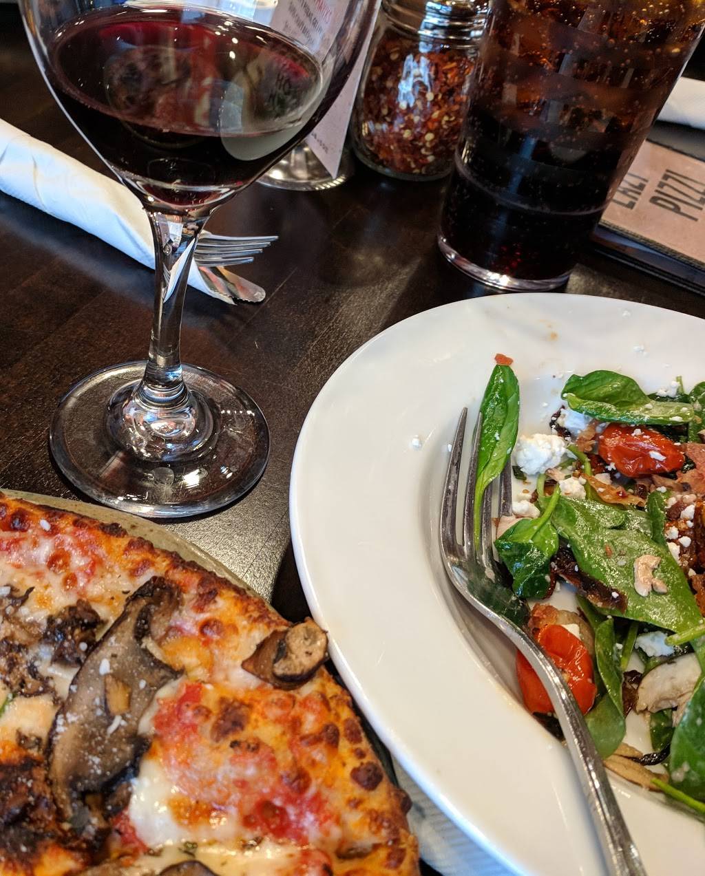 SPIN! Pizza | restaurant | 525 Wakarusa Dr, Lawrence, KS 66049, USA | 7858562418 OR +1 785-856-2418