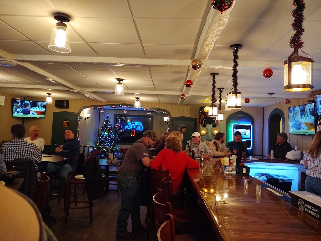 Totem Pole Inn | restaurant | 685 Goose Pond Rd, Lake Ariel, PA 18436, USA | 5705037377 OR +1 570-503-7377