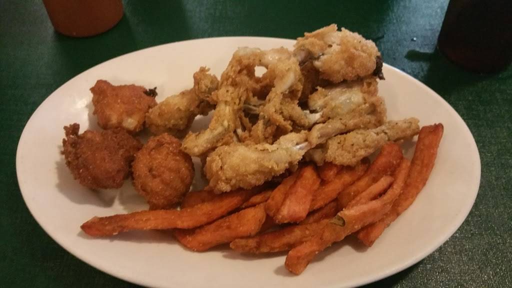 Happy Trails Restaurant | restaurant | 32498 US-431, Roanoke, AL 36274, USA | 3348638011 OR +1 334-863-8011