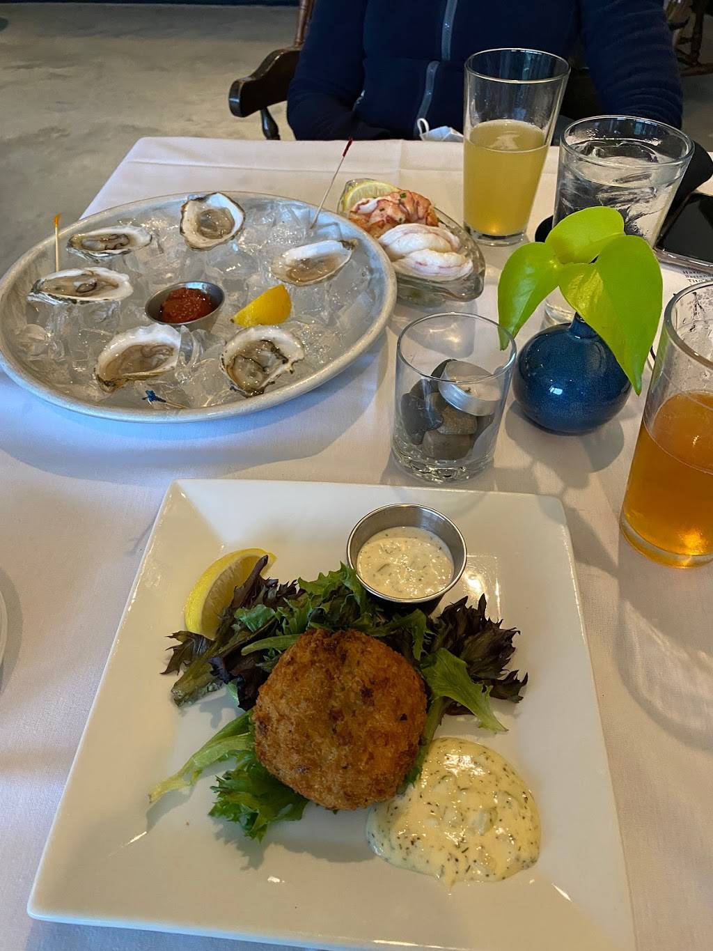 The NorEaster Pound & Market | restaurant | 10 Huntington Rd, Northeast Harbor, ME 04662, USA | 2072768035 OR +1 207-276-8035