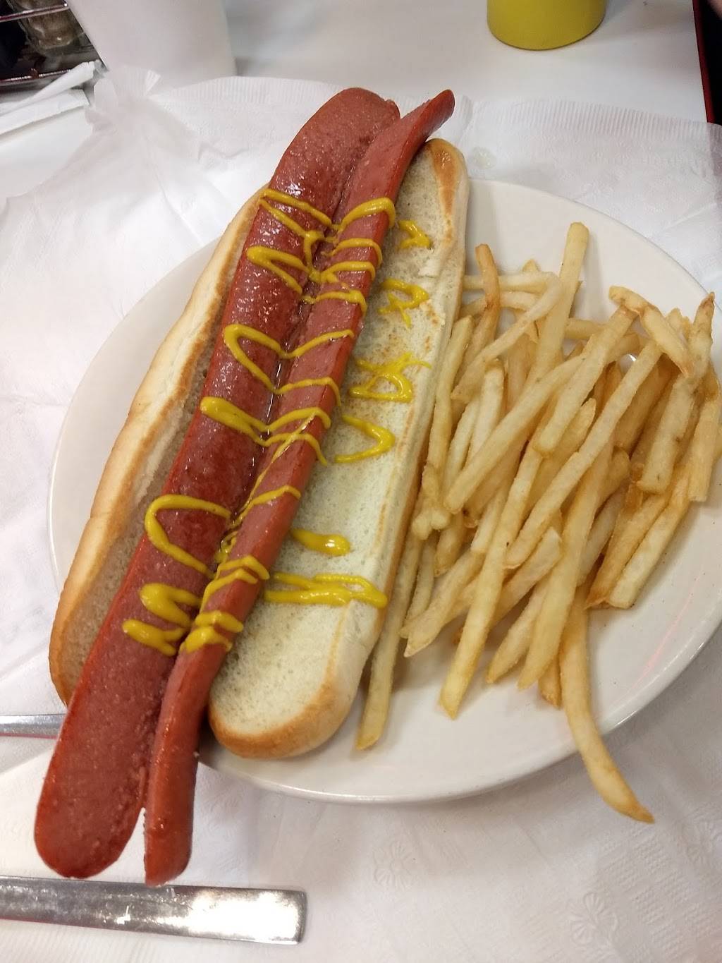 Steak n Shake | restaurant | 500 E Emory Rd, Powell, TN 37849, USA | 8659477066 OR +1 865-947-7066