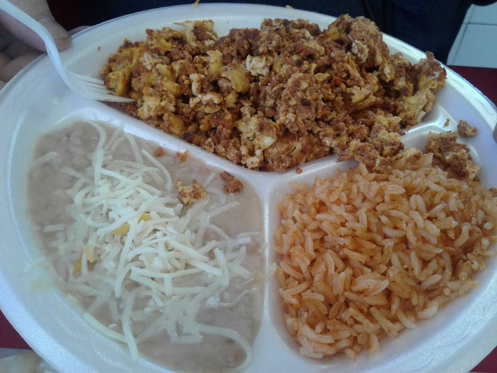 Alberts Mexican Food | restaurant | 2215, 3000 W Beverly Blvd, Montebello, CA 90640, USA | 3237252970 OR +1 323-725-2970