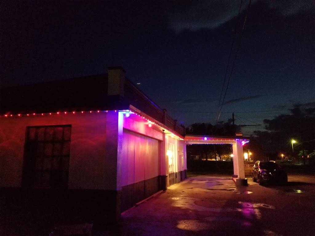 Fat Chunks & Daves Restaurant | restaurant | 31802 TN-108 Scenic, Gruetli-Laager, TN 37339, USA | 9317794080 OR +1 931-779-4080