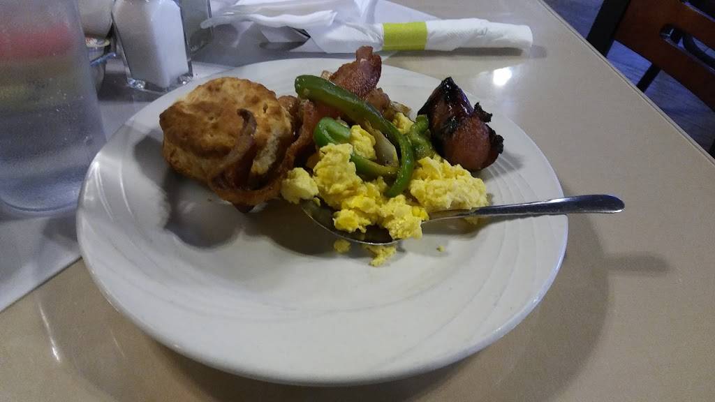 Heavens Gate Restaurant | restaurant | 3820 N Main St, Fort Worth, TX 76106, USA | 8176241262 OR +1 817-624-1262