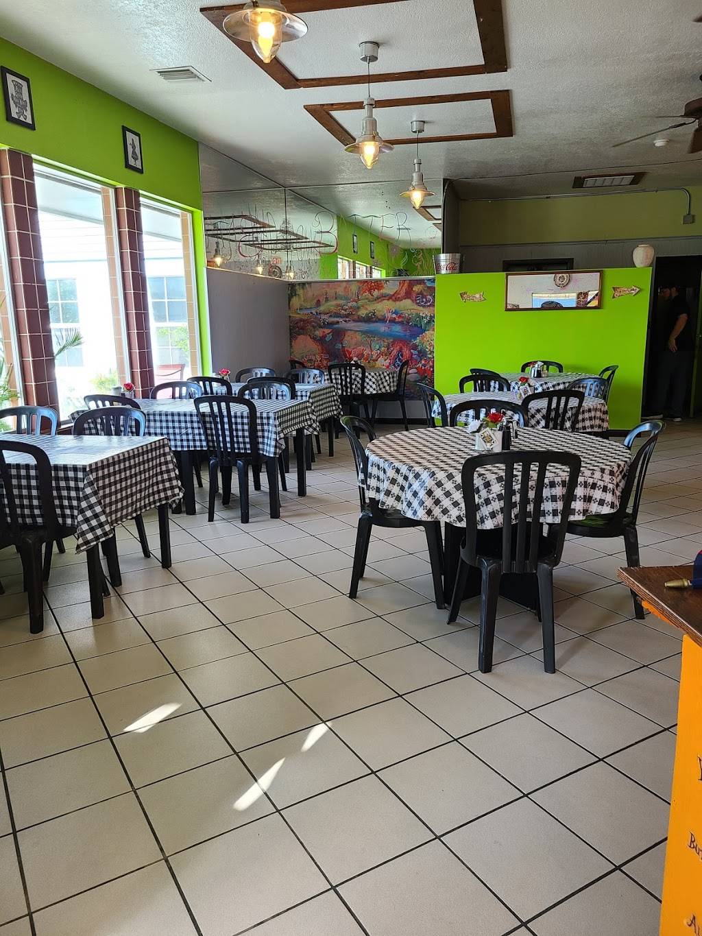 The Mad Batter Cafe & Eatery | restaurant | 218 Riverside Dr STE A, Daytona Beach, FL 32117, USA | 3862651966 OR +1 386-265-1966