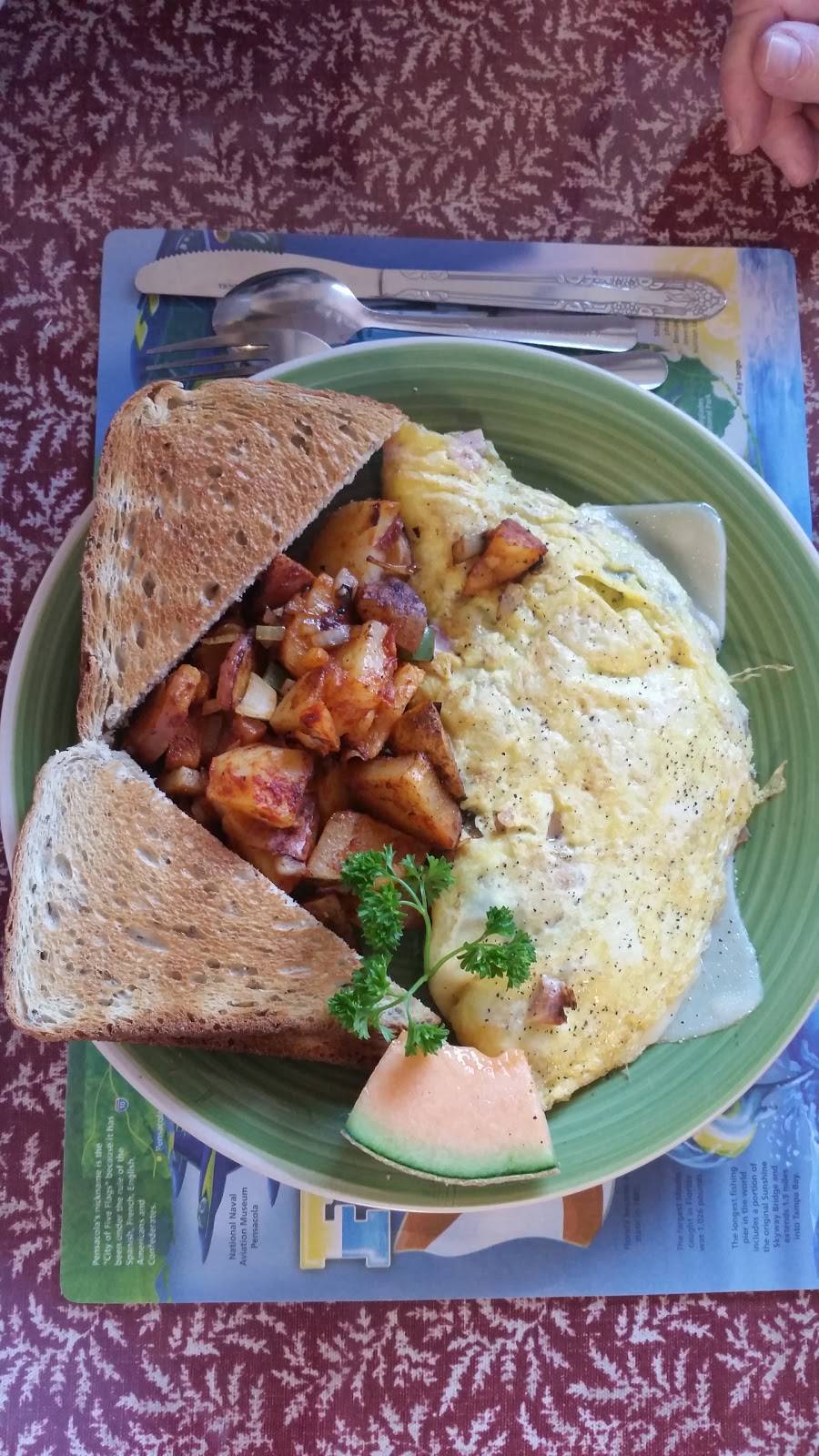 Doug & Lils Potato Patch | restaurant | 635 S Woodland Blvd, DeLand, FL 32720, USA | 3867348181 OR +1 386-734-8181