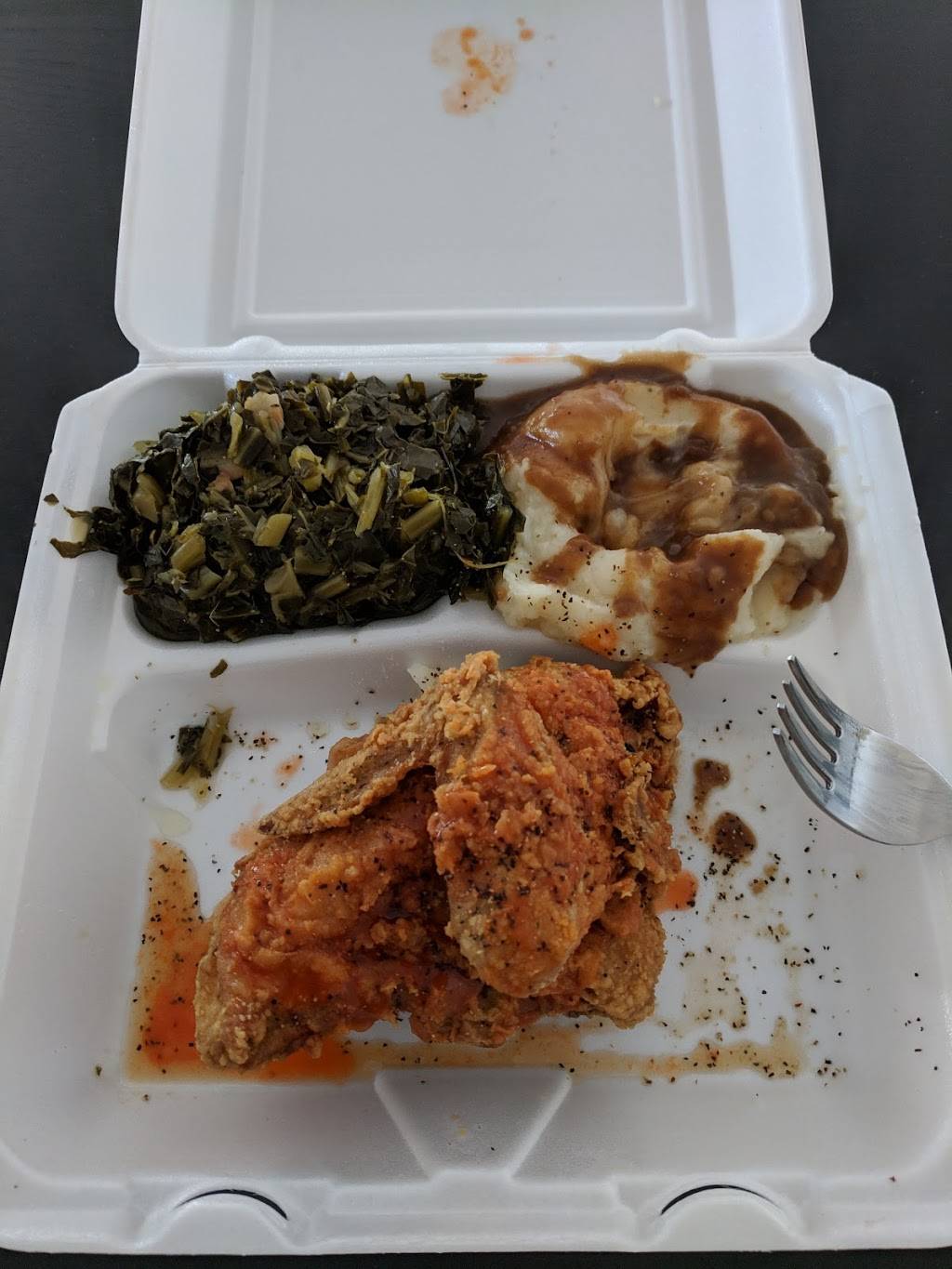 Blue and White Carry Out | meal takeaway | 1024 Wythe St, Alexandria, VA 22314, USA | 7035483867 OR +1 703-548-3867