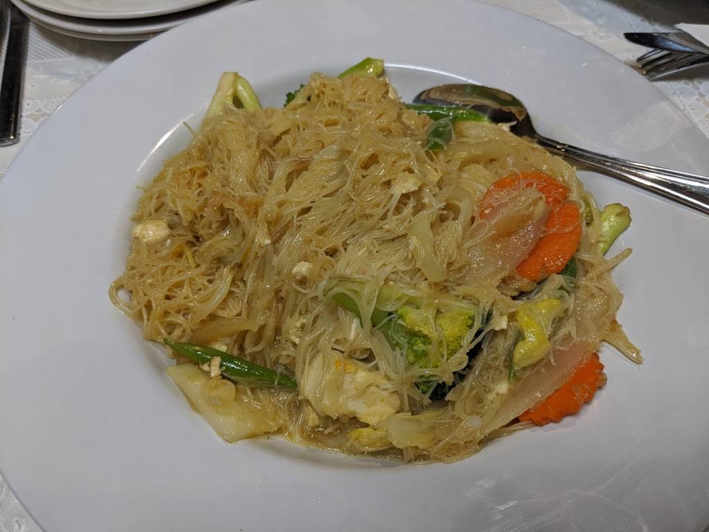 Krua Thai Restaurant | restaurant | 7603 W 21st St, Wichita, KS 67205, USA | 3162391680 OR +1 316-239-1680