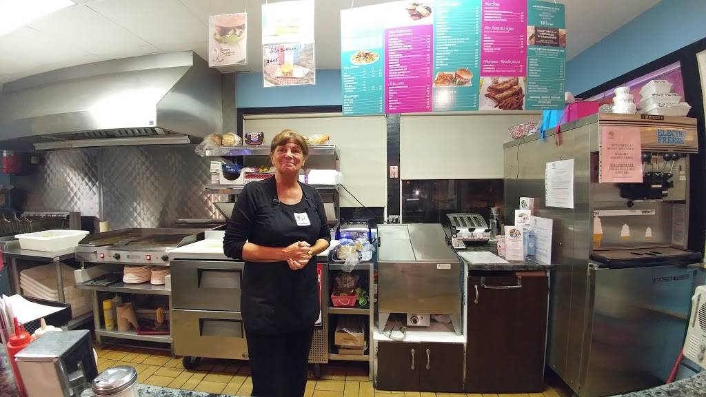 Madame Gourmandine | restaurant | 94 Rue Saint-Lambert, Sherbrooke, QC J1C 0N8, Canada | 8198463807 OR +1 819-846-3807