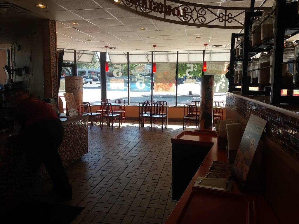 Popeyes Louisiana Kitchen | restaurant | 111 W William Cannon Dr, Austin, TX 78745, USA | 5124437101 OR +1 512-443-7101
