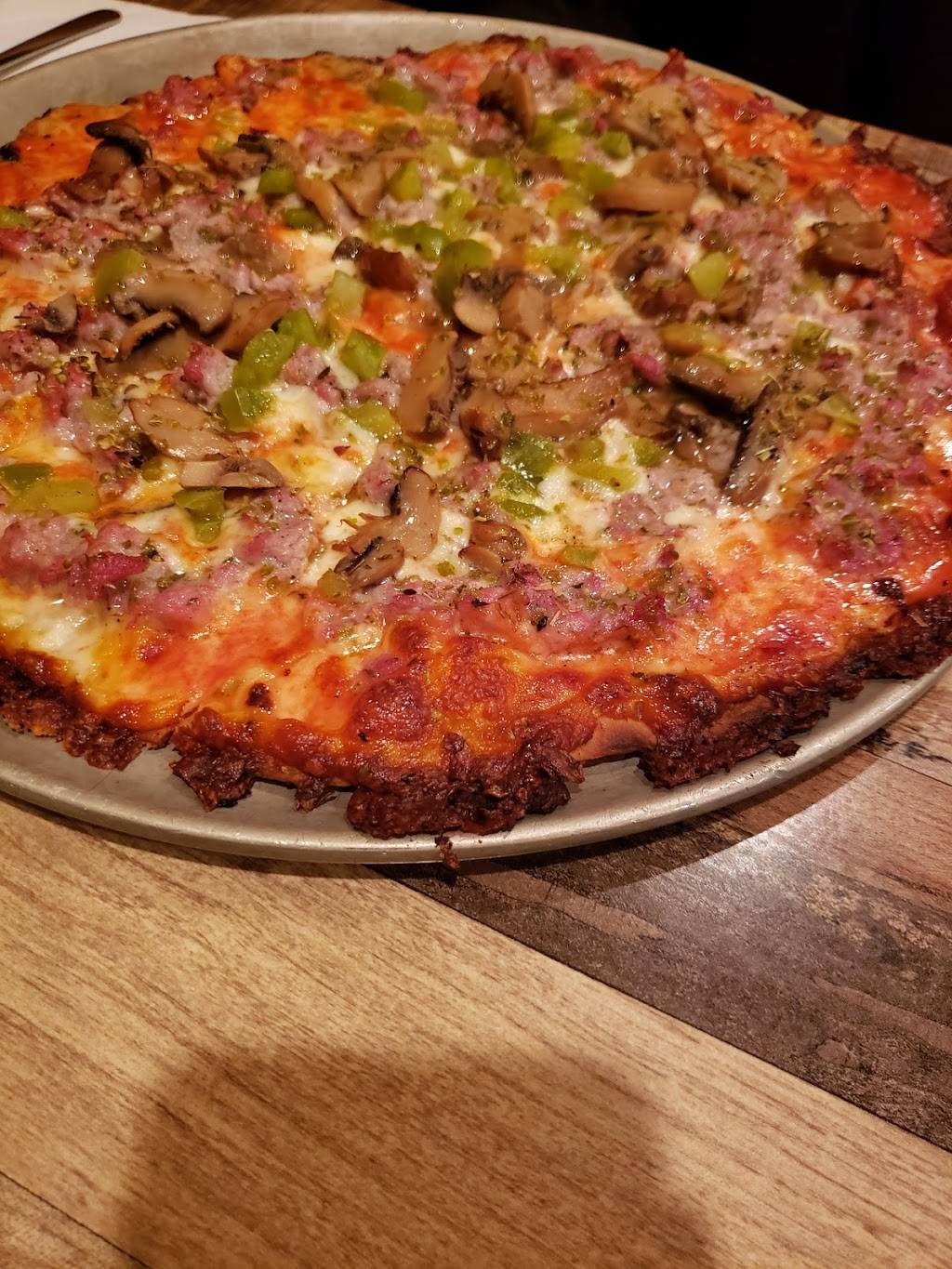 Fricanos Too | restaurant | 174 S River Ave, Holland, MI 49423, USA | 6163926279 OR +1 616-392-6279