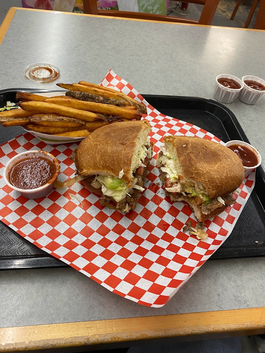 Verde Lea Market Deli & Grill | restaurant | 516 N Main St, Cottonwood, AZ 86326, USA | 9286348731 OR +1 928-634-8731