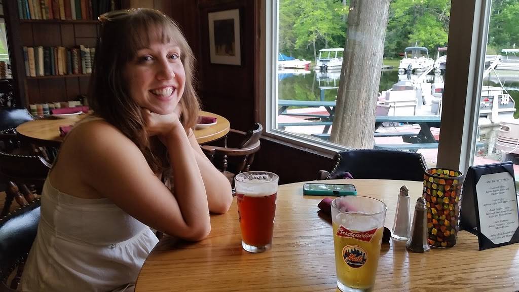 Backwater Grille | restaurant | 42 Queechy Lake Dr, Canaan, NY 12029, USA | 5187810199 OR +1 518-781-0199