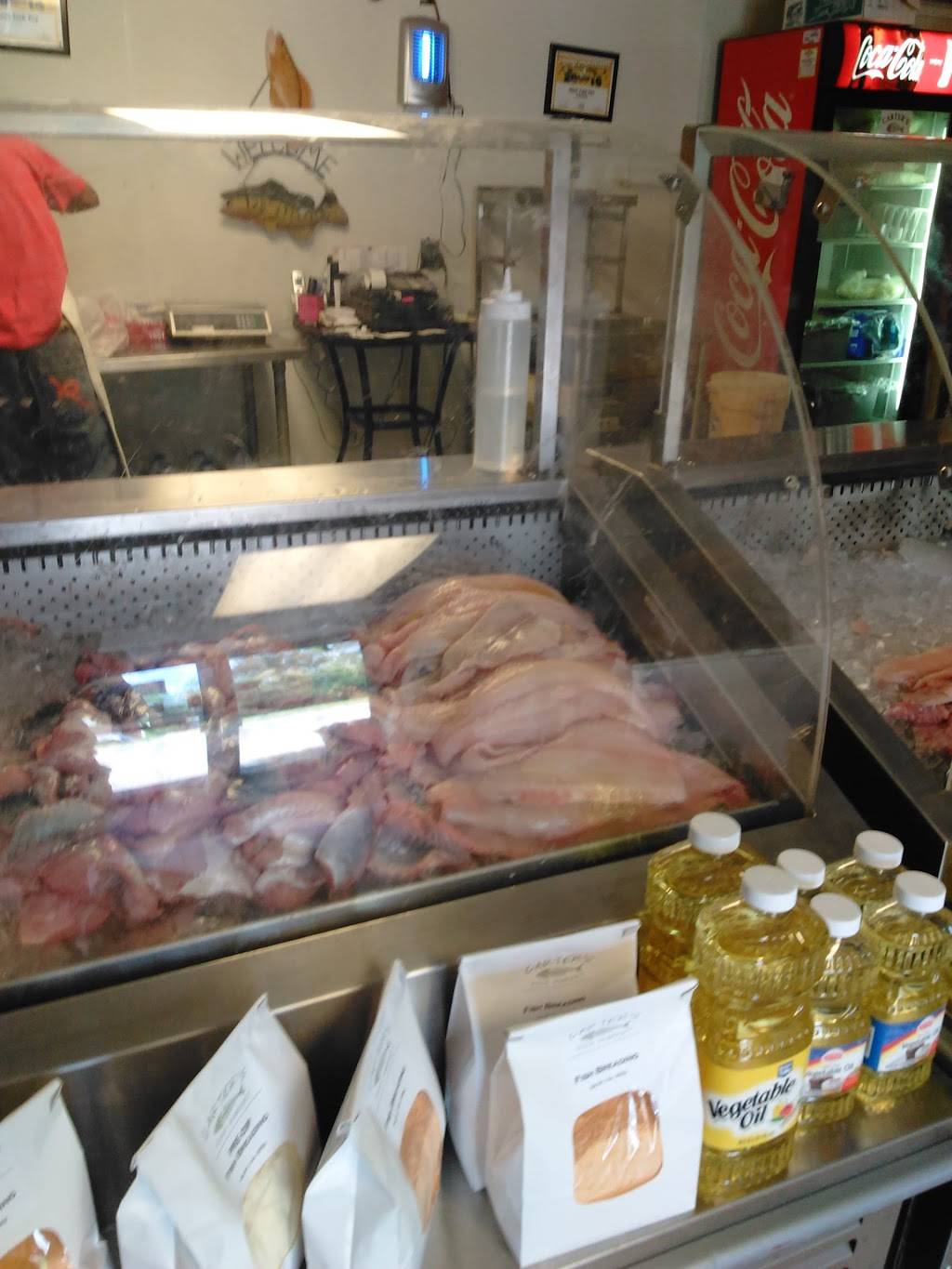 Carters Fish Market | restaurant | 1900 S Grand Ave E, Springfield, IL 62703, USA | 2175252571 OR +1 217-525-2571