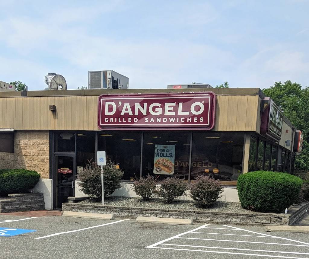 DAngelo Grilled Sandwiches | restaurant | 600 Page St, Avon, MA 02322, USA | 5085808338 OR +1 508-580-8338