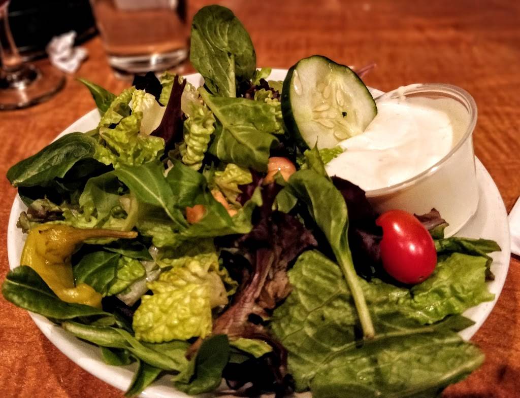 Armstrongs | restaurant | 1136 Thorn Run Rd, Coraopolis, PA 15108, USA | 4122629355 OR +1 412-262-9355