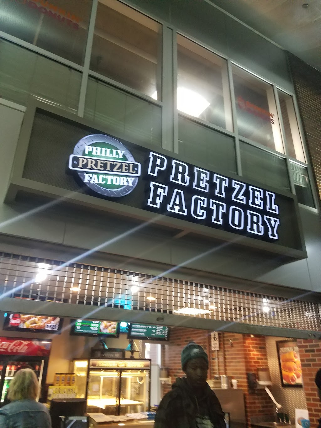 Philly Pretzel Factory | bakery | 5200 Frankford Ave, Philadelphia, PA 19124, USA | 2152882890 OR +1 215-288-2890