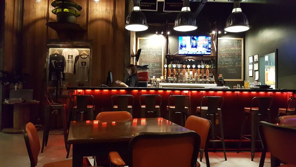 Microbrasserie Moulin 7 | restaurant | 294 Boulevard St Luc, Asbestos, QC J1T 2W1, Canada | 8197160686 OR +1 819-716-0686