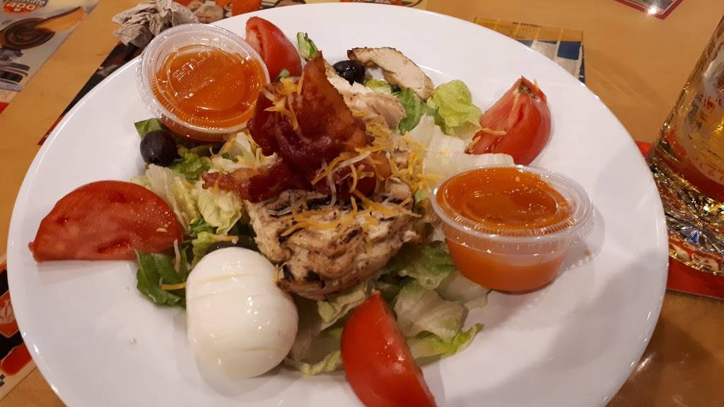 Wings Etc. | restaurant | 2815 Gateway S Dr, Goshen, IN 46526, USA | 5745379464 OR +1 574-537-9464