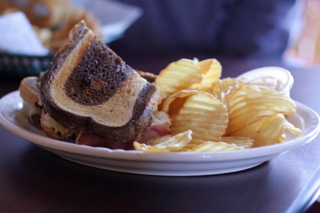 Black Sheep Pub | night club | 113 S 2nd Ave, Alpena, MI 49707, USA | 9893563076 OR +1 989-356-3076