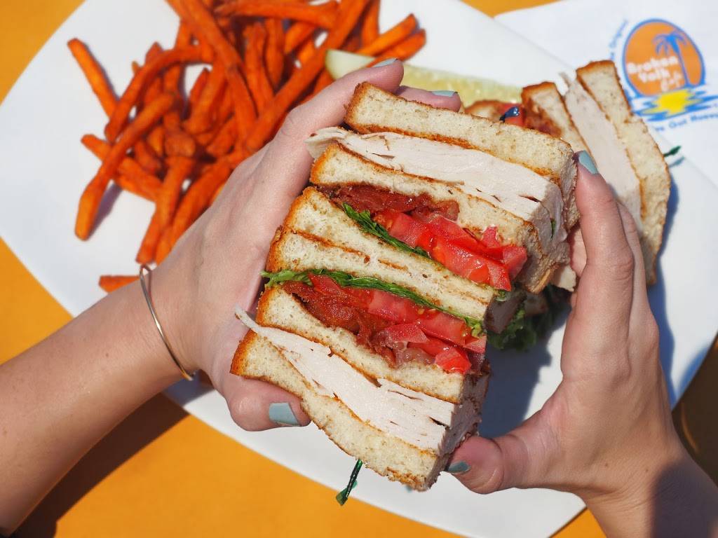 Broken Yolk Cafe | restaurant | 2970 E Germann Rd, Chandler, AZ 85286, USA | 4802071160 OR +1 480-207-1160