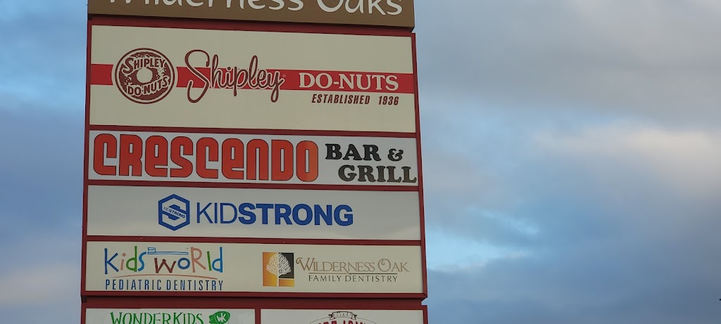 Crescendo Bar and Grill | restaurant | 20711 Wilderness Oak, San Antonio, TX 78258, USA | 2102908633 OR +1 210-290-8633