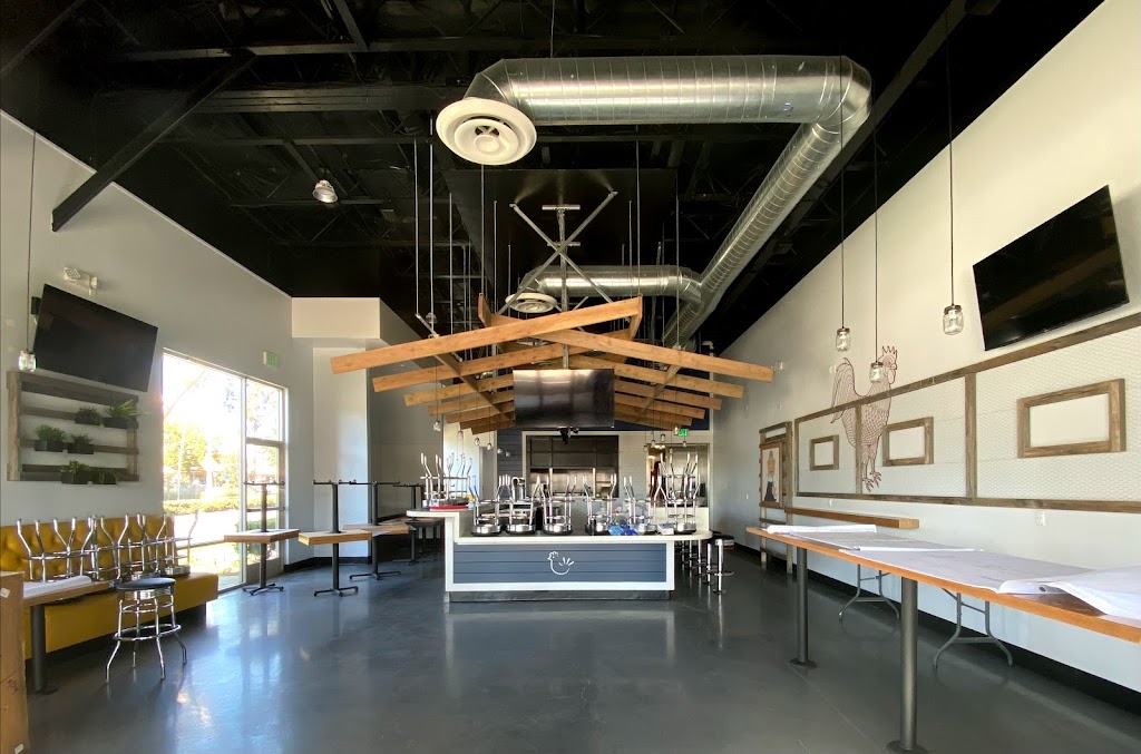 Jay Birds Chicken | restaurant | 763 S Main St Ste 200A, Orange, CA 92868, USA | 6576008828 OR +1 657-600-8828