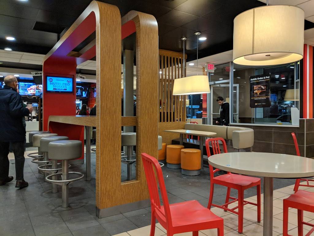 McDonalds | cafe | 5296 S 9th St, Kalamazoo, MI 49009, USA | 2693534487 OR +1 269-353-4487